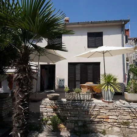 Fuer 2 Personen Ca 40 M In Novigrad, Adriakueste Kroatien Westkueste Von Istrien