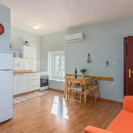 Fuer 2 Personen Ca 40 M In Novigrad, Adriakueste Kroatien Westkueste Von Istrien Novigrad (Istria)